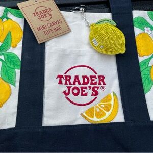 Trader Joe's Navy and Cream Lemon LIMITED edition Mini Tote Bag with keychain!